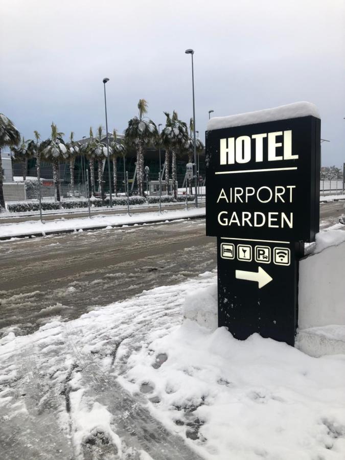Airport Garden 3* Rinas